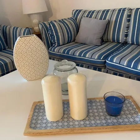 Homeforguest En Con Piscina Y Jardin *